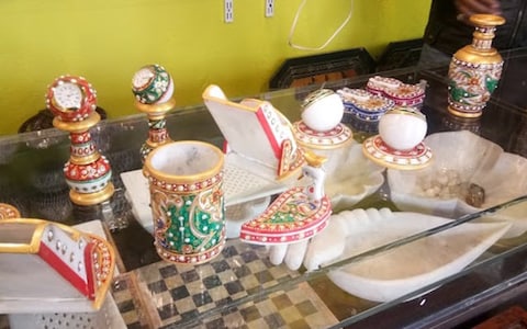 Shopping at Hathi Pol Bazaar